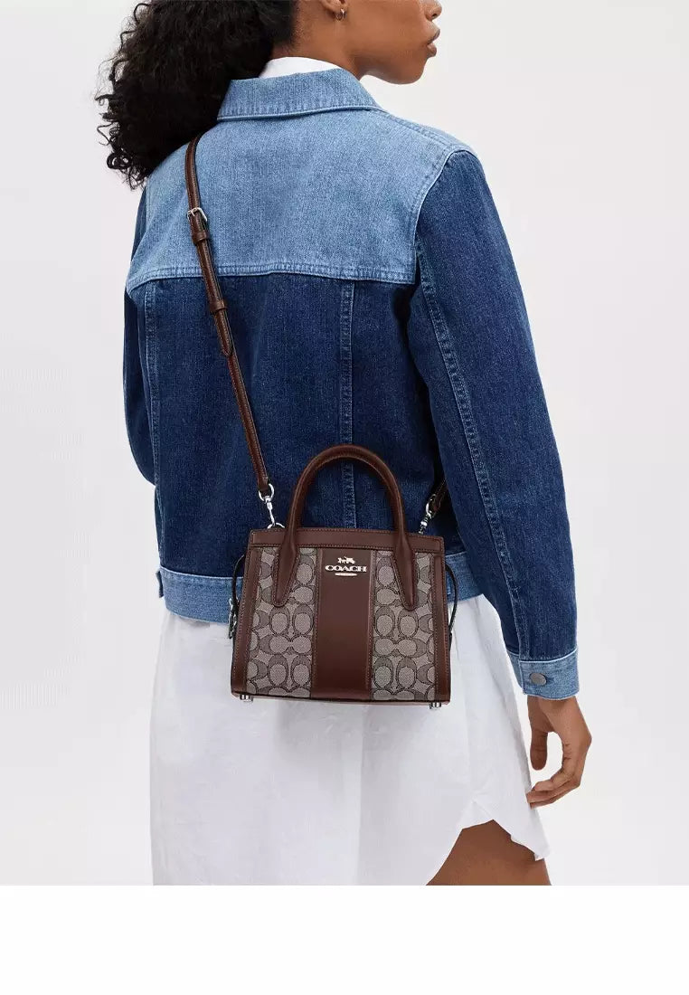 COACH Midi Andrea carryall bag in signature Jacquard -