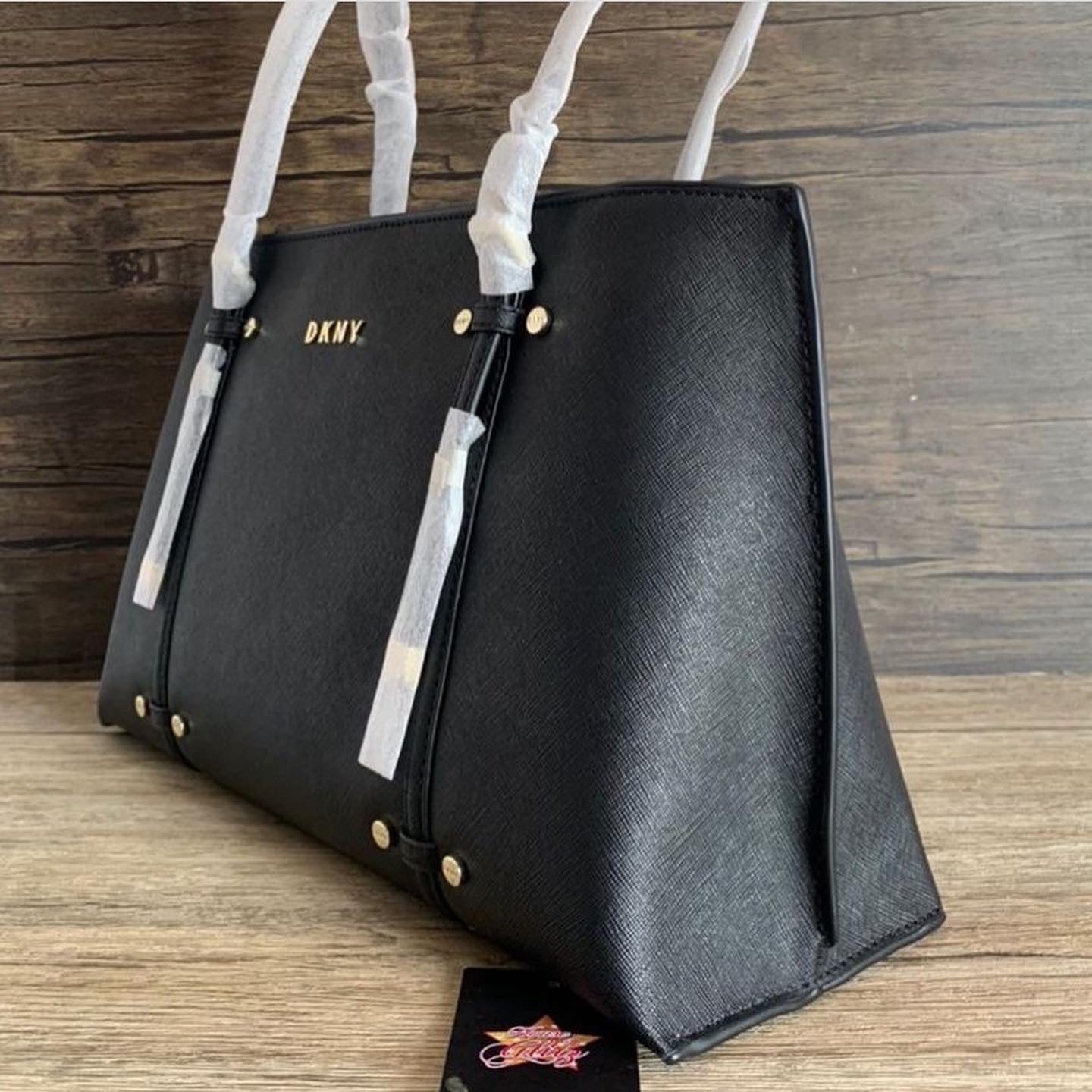 DKNY Bo satchel bag-Black - Premium  from House of Glitz  - Just $65000.00! Shop now at House of Glitz 